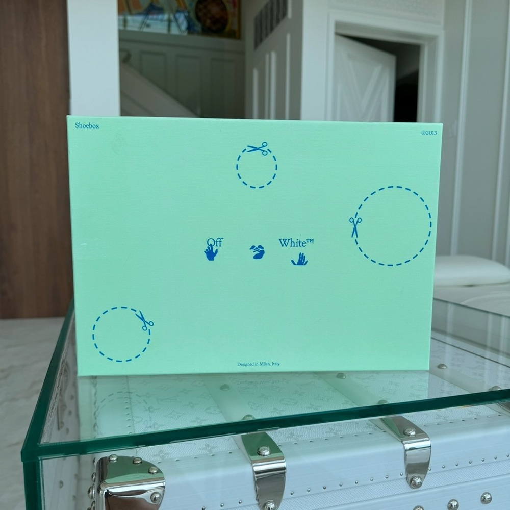 OFF WHITE ⭐️ Empty Shoes Gift Storage Box 13”x9”x5”